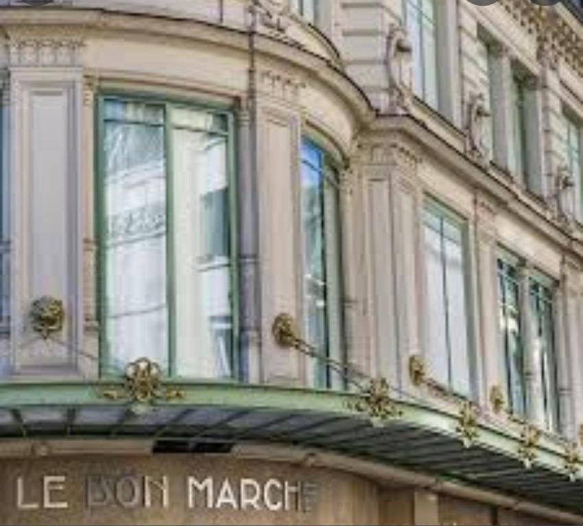 Superbe appartement au cœur du 7 eme 6 Boulevard Raspail, 75007 Paris