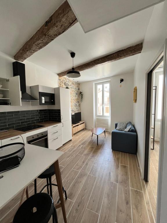 Superbe appartement au coeur du Mourillon refais à neuf proche des plage 373 Boulevard Bazeilles, 83000 Toulon