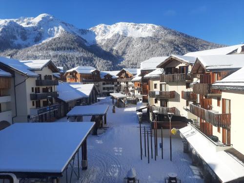 Superbe appartement aux Orres 1800, six couchages