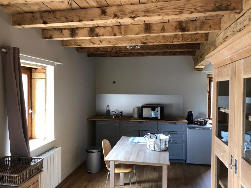 Superbe appartement avec balcon filant 33150 Cenon
