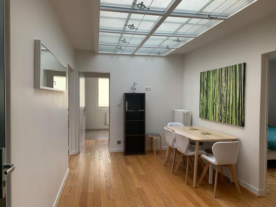 Appartement Superbe appartement avec parking gratuit sur place 40 Rue des Sablons 72100 Le Mans