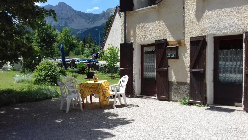 Superbe appartement avec parking gratuit sur place