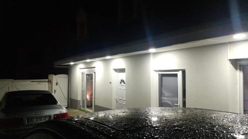 Superbe appartement avec parking gratuit sur place
