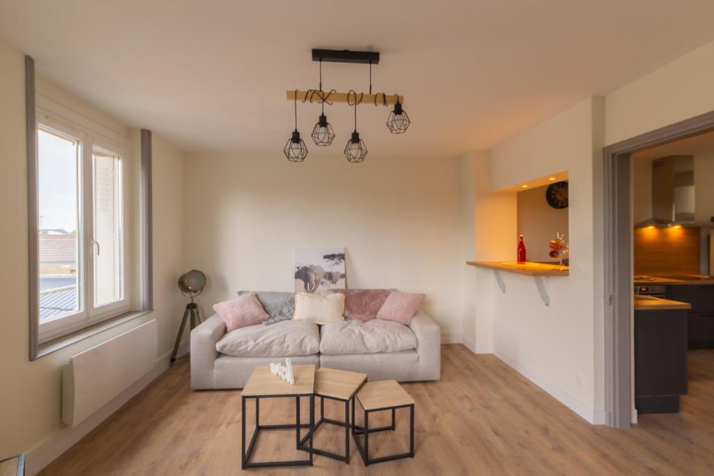 Superbe appartement avec Patio commun 4 Avenue Henri Lefeuvre, 72100 Le Mans