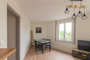 Superbe appartement avec Patio commun