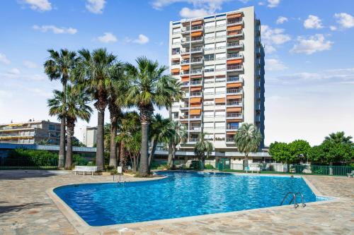 Superbe appartement avec piscine et balcon avec vue mer - Antibes - Welkeys