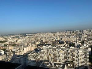Superbe appartement avec piscine et vue sur Paris