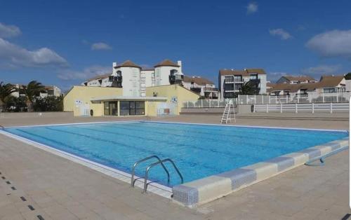Superbe appartement avec piscine