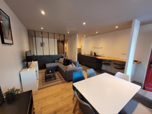 Superbe appartement avec vue sur lac de St-Pée