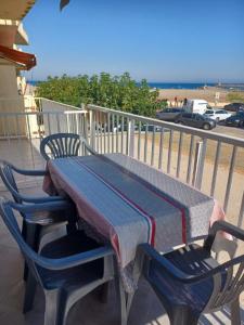 Superbe appartement avec vue sur le port et plage