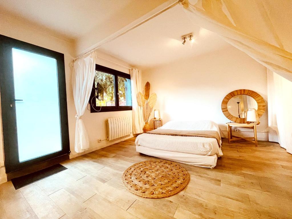 Superbe appartement Boheme dans les vignes Chemin de Bois Fontaine, 30900 Nîmes