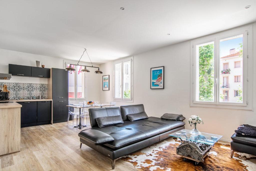 Superbe appartement climatisé au coeur de Toulon - Welkeys 1 Place Dupuy de Lomé, 83000 Toulon