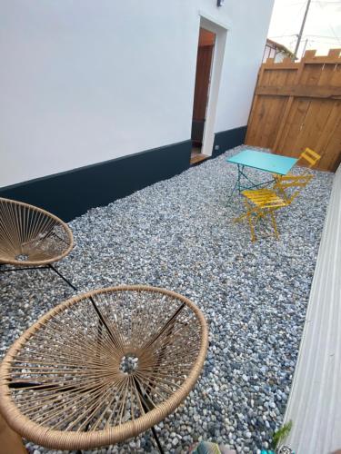 Superbe appartement climatisé avec jardin entre mer et montagne