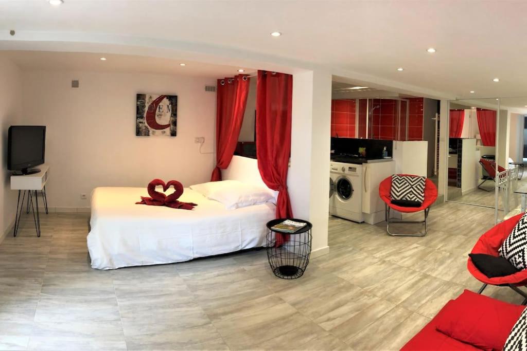 Superbe appartement climatisé avec parking privé