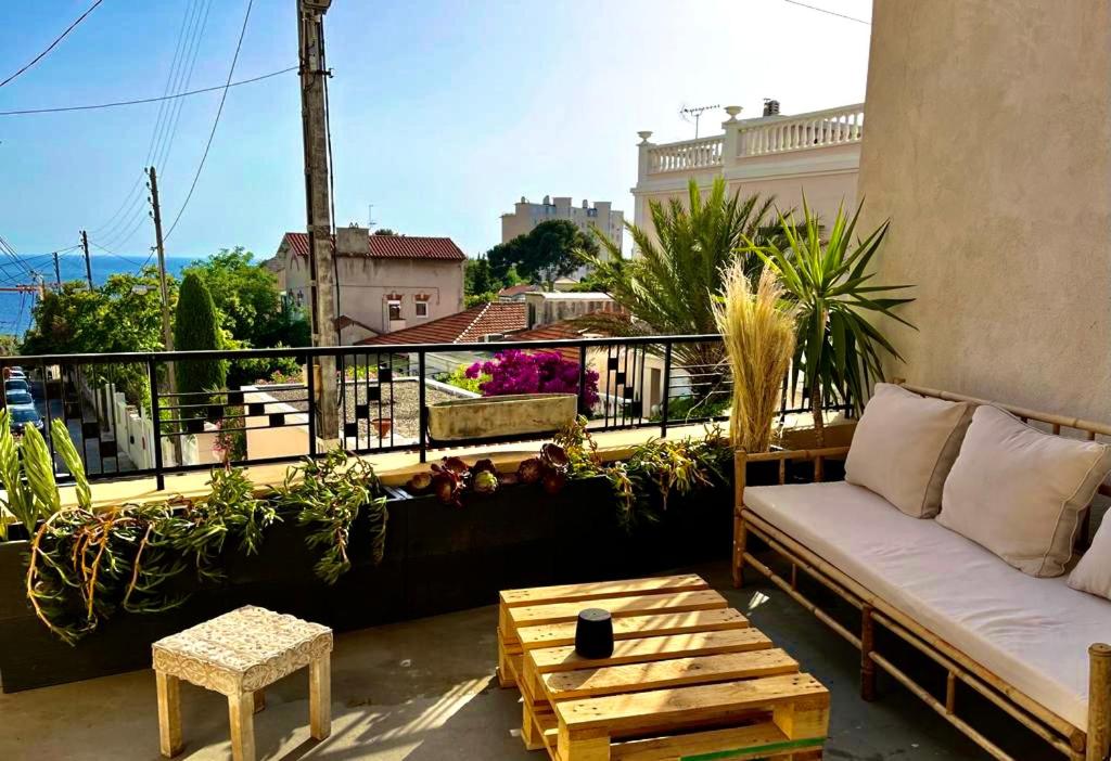 Superbe appartement cosy vue mer/CORNICHE/CENTRE 99 Boulevard Bompard, 13007 Marseille