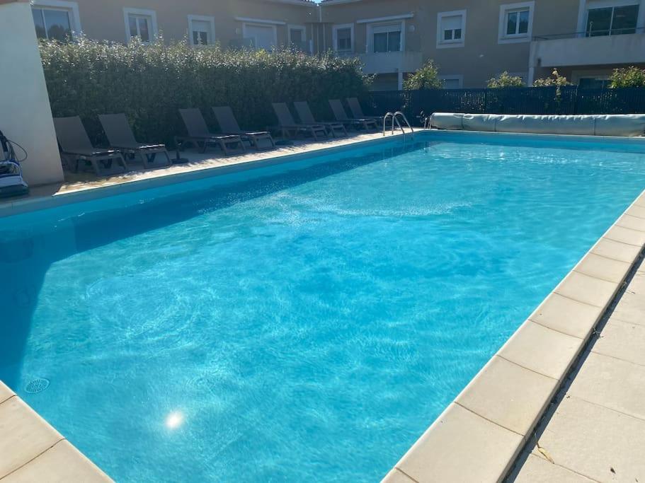 Superbe appartement dans résidence avec piscine Route de Cabrières, 34800 Péret