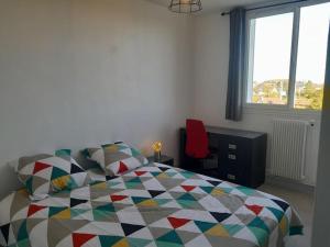 Superbe appartement, deux chambres,cave, parking