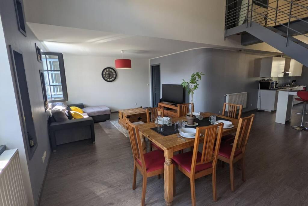 Appartement Superbe appartement duplex en hyper centre 16 Rue du Bouillon 43000 Le Puy-en-Velay