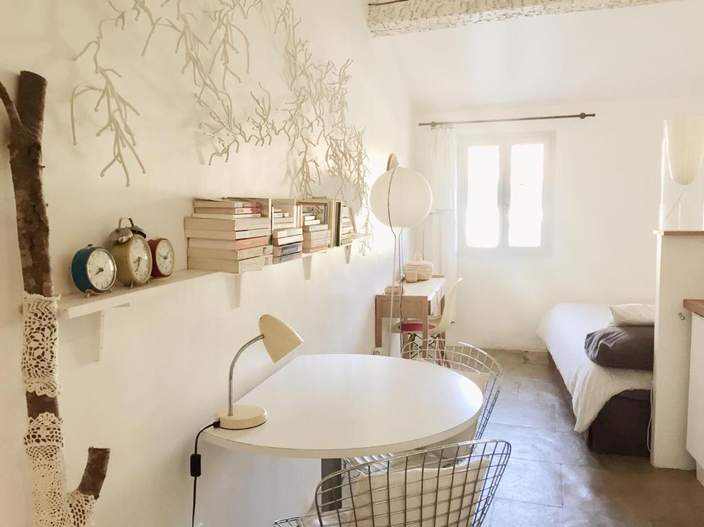 Superbe appartement en résidence privée parking 13013 Marseille