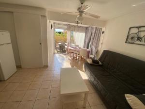 SUPERBE APPARTEMENT EN REZ DE JARDIN AVEC PARKING