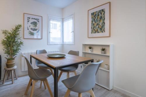 Superbe appartement en vieille ville et à 5 min à pied du lac ! Parking gratuit