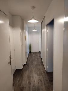 Superbe appartement F3 - balcon et parking privé - A 3mn du RER A Cergy le haut