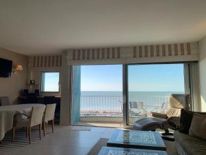 Superbe appartement face mer