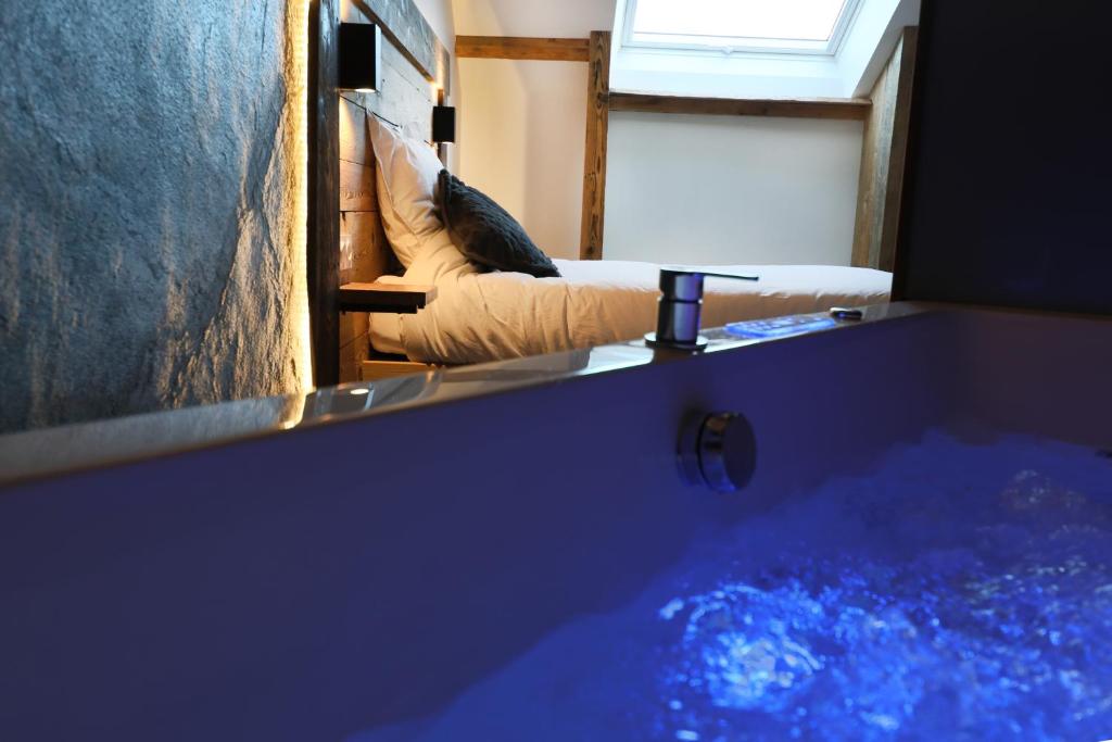 Superbe appartement, hypercentre au calme avec bain balnéo 9 Rue Charles de Gaulle, 88400 Gérardmer