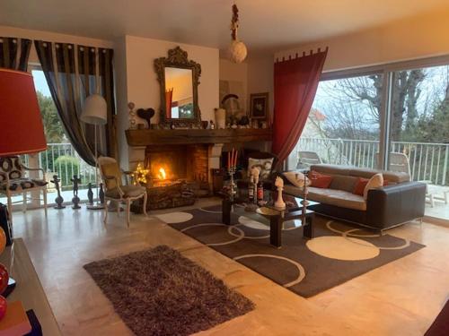 Superbe appartement lumineux de 100 m2 au calme - Grandes terrasses belle vue