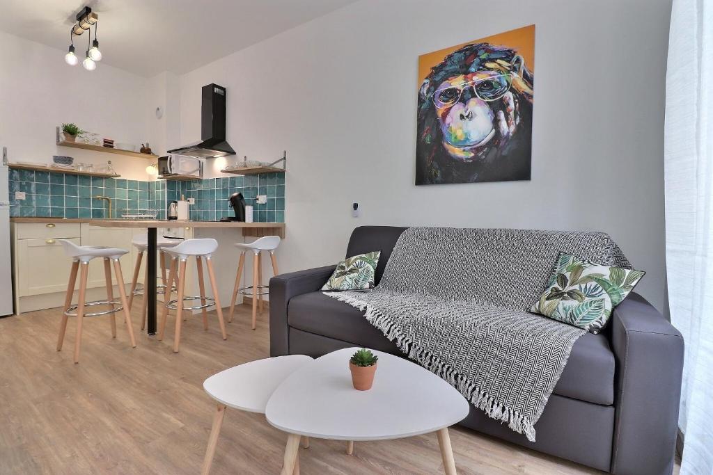 Superbe appartement 1er étage porte de gauche 17 Rue Henri Messerer, 13001 Marseille