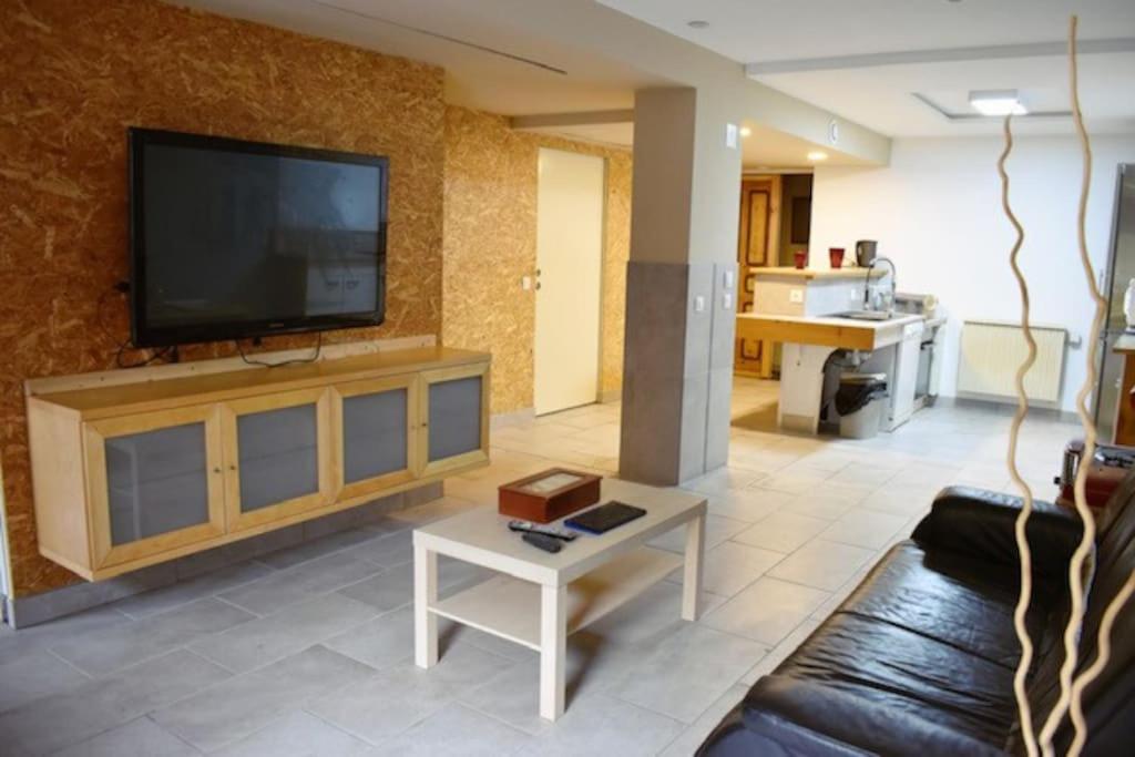 Appartement Superbe Appartement PMR avec parking Gratuit 22 grande rue 54260 Charency-Vezin