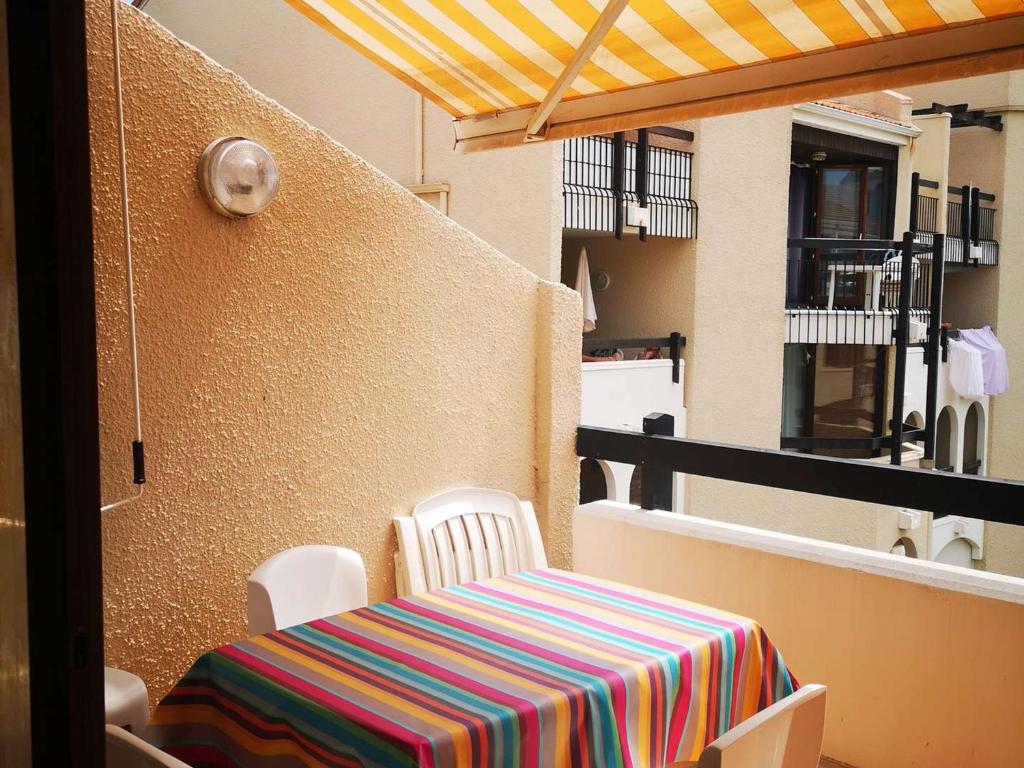 SUPERBE APPARTEMENT PROCHE DU PORT DE NICE