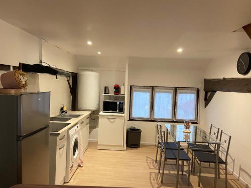 Superbe appartement refait à neuf proche aéroport
