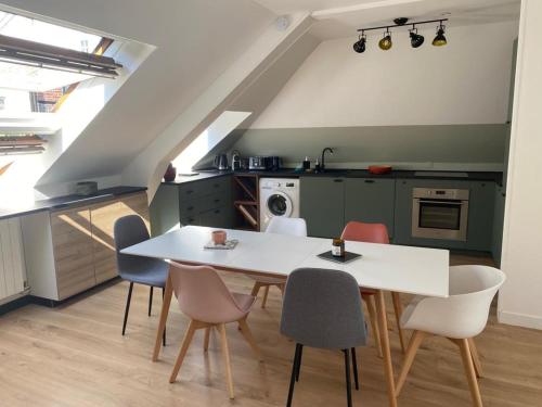 Superbe appartement rénové avec parking gratuit