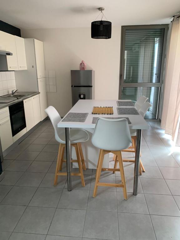 Appartement Superbe appartement sans vis à vis avec terrasse 13 Rue de la Martinique 31100 Toulouse