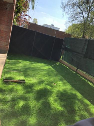 Superbe appartement spacieux avec parking et jardin privé