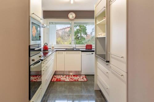 Superbe appartement spacieux avec parking gratuit