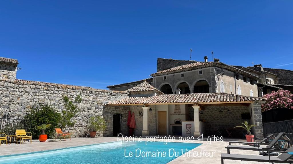Superbe appartement sur base de loisir