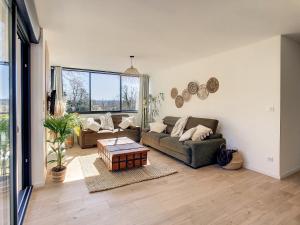 ** Superbe appartement sur le canal du midi **