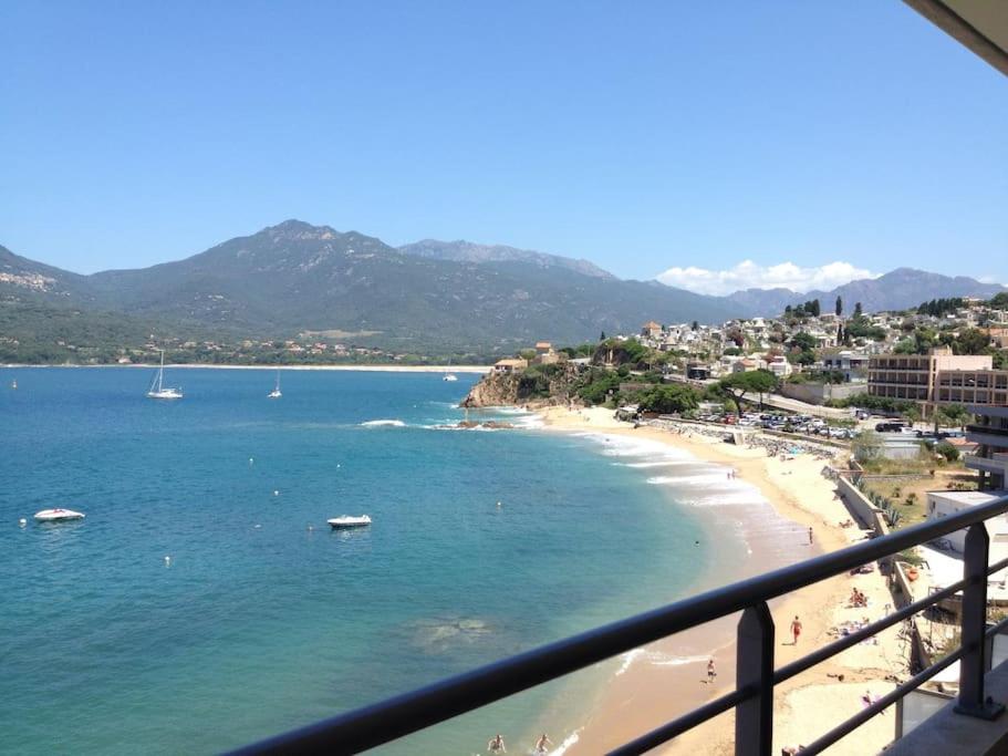 SUPERBE APPARTEMENT SUR PLAGE VUE PARADISIAQUE PIEDS DANS L'EAU 5ème étage 5 route de la Corniche, 20110 Propriano