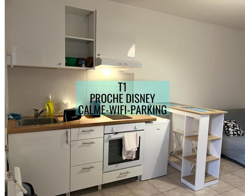 Superbe Appartement T1 proche Disney 15 Rue Auguste Vallaud, 77420 Champs-sur-Marne