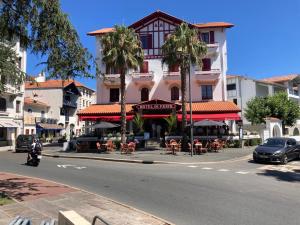 Superbe appartement T3 au centre plage .Parking