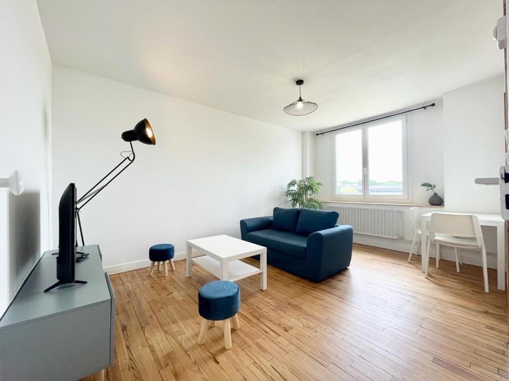Superbe appartement terrasse privée + parking 25000 Besançon