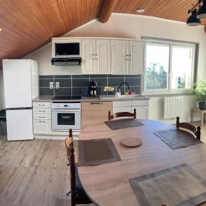 Appartement Superbe appartement tout confort 180 CHEMIN DES CHEVRYS 74200 Lyaud Rhône-Alpes