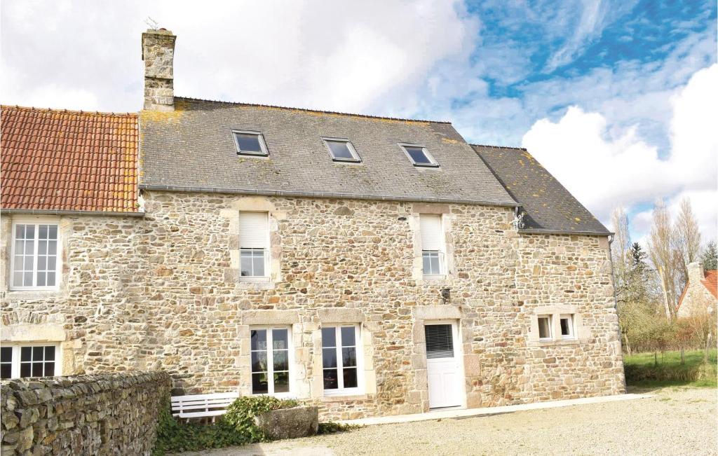 Superbe appartement type loft en duplex rue Buat