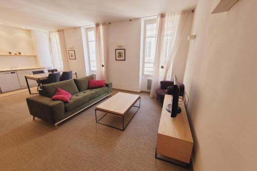 Superbe Appt pour 2 - Hypercentre Avignon