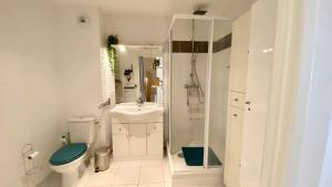 Superbe apt cosy, 50m de la plage, 4 pers, vue côté mer
