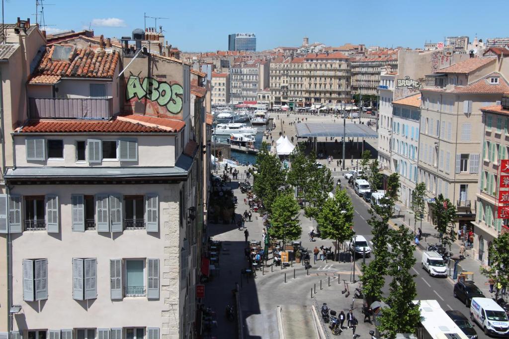 Appartement SUPERBE DUPLEX avec Vue imprenable sur le VIEUX PORT 11A Cours Honoré d'Estienne d'Orves 13001 Marseille