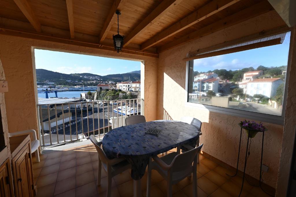 superbe duplex bord de mer 13 Carrer de la Miranda, 66660 Port-Vendres