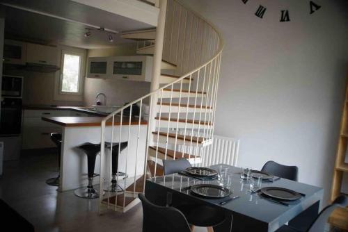 Superbe duplex de 64m2 - T2 proche Paris-Saclay